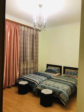 Отель Arm Hotel Ереван Бюджетный двухместный номер с 1 кроватью или 2 отдельными кроватями-3